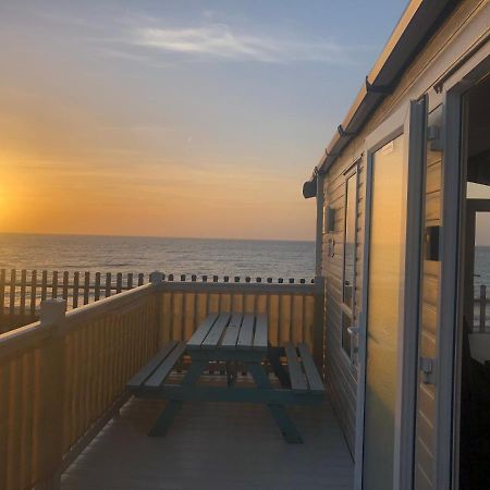 Caravan Hire Golden Sands Sea Front Kinmel Bay 外观 照片