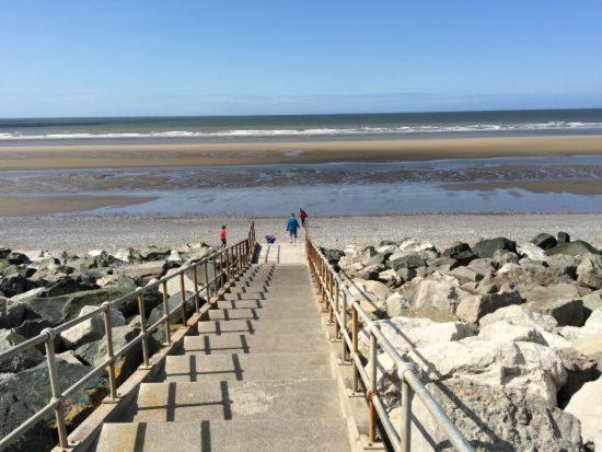 Caravan Hire Golden Sands Sea Front Kinmel Bay 外观 照片