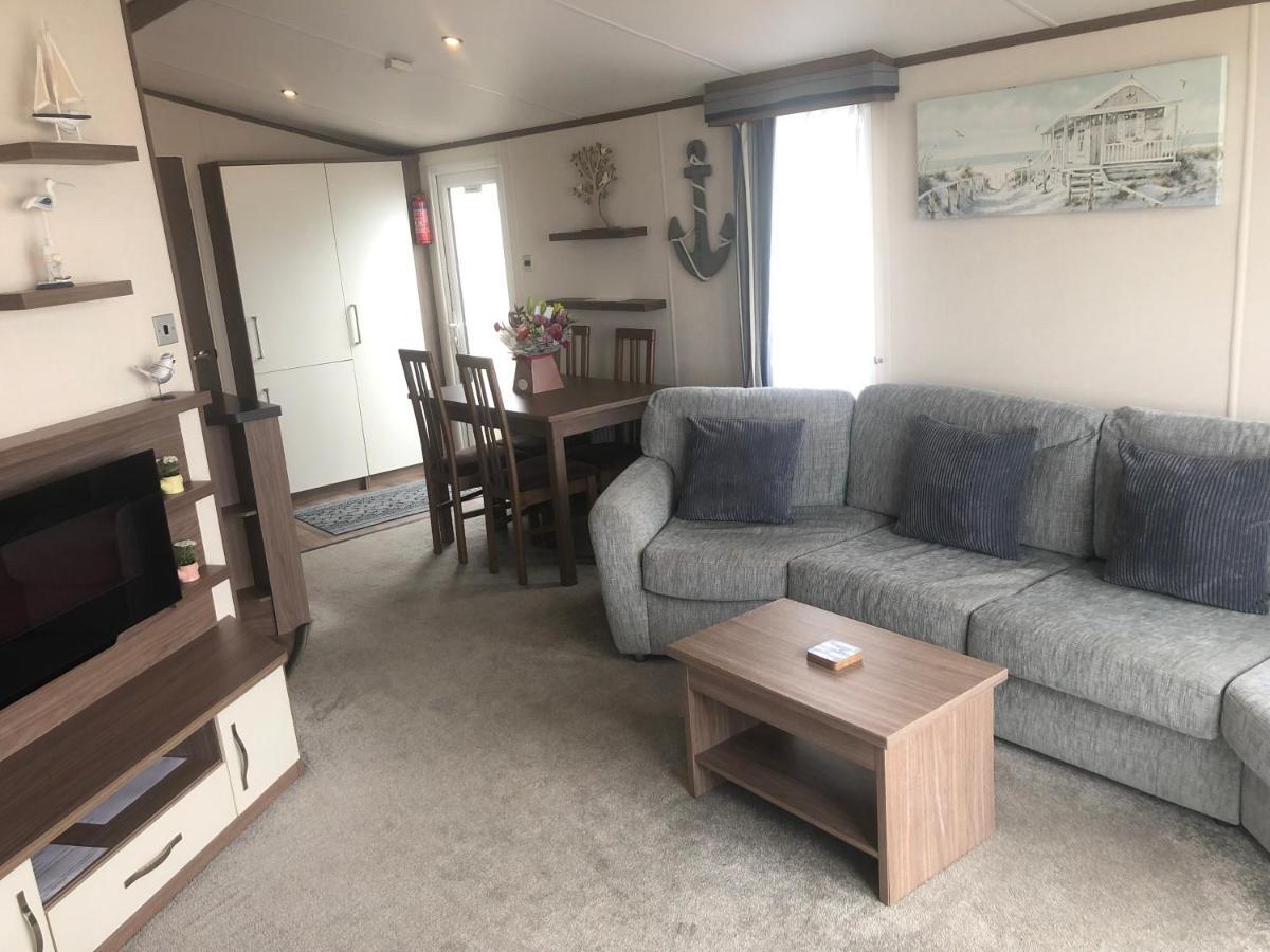 Caravan Hire Golden Sands Sea Front Kinmel Bay 外观 照片