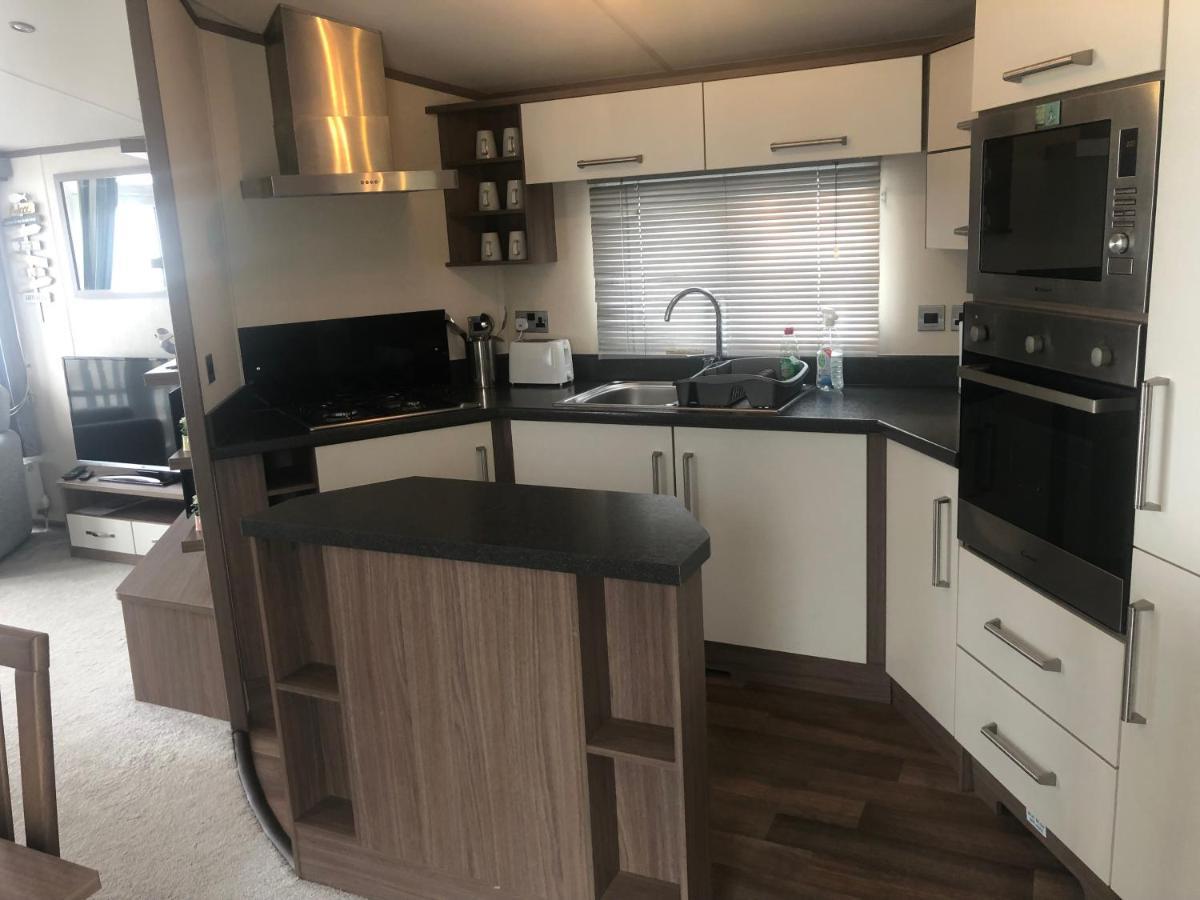 Caravan Hire Golden Sands Sea Front Kinmel Bay 外观 照片