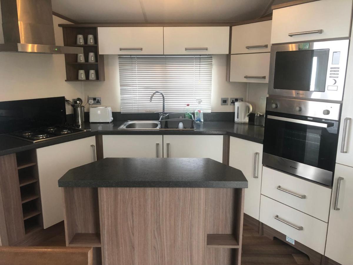 Caravan Hire Golden Sands Sea Front Kinmel Bay 外观 照片