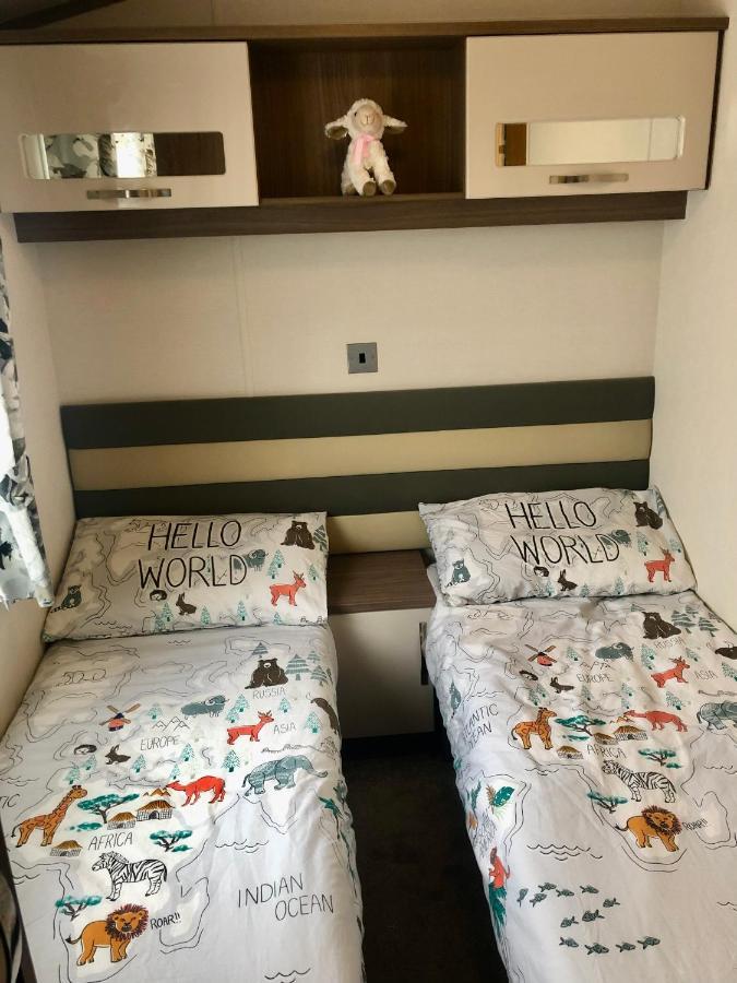 Caravan Hire Golden Sands Sea Front Kinmel Bay 外观 照片