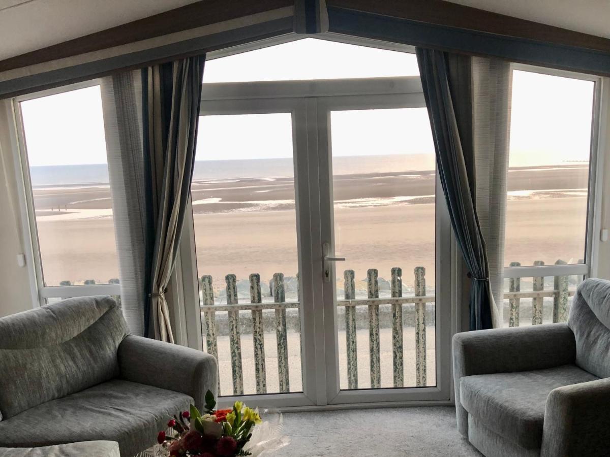Caravan Hire Golden Sands Sea Front Kinmel Bay 外观 照片